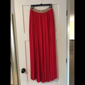 BGBCmaxazria Red Pleated Maxi Skirt